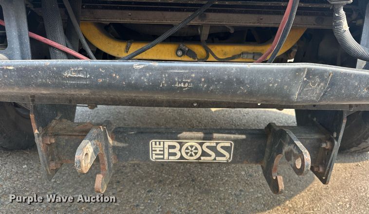 image for item EJ8979 2013 Ford F250 Super Duty utility bed pickup truck