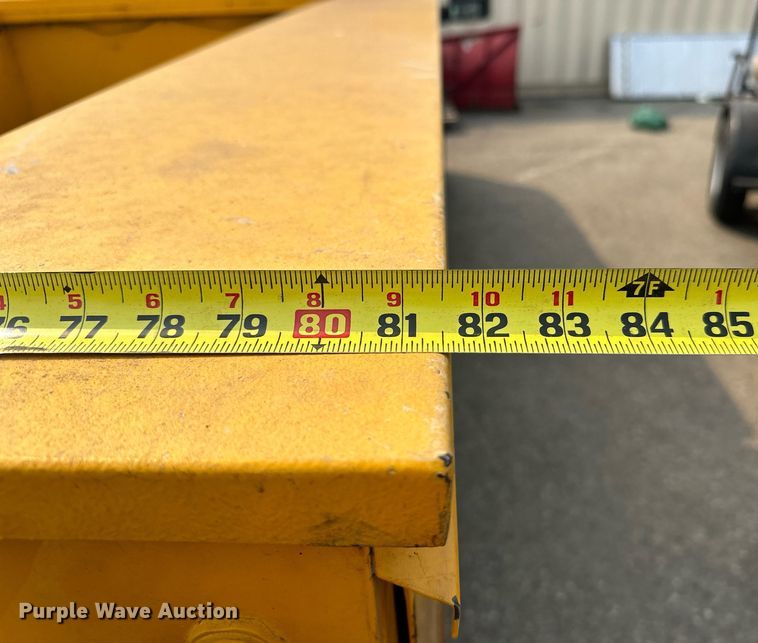 image for item EJ8979 2013 Ford F250 Super Duty utility bed pickup truck