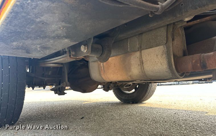 image for item EJ8979 2013 Ford F250 Super Duty utility bed pickup truck