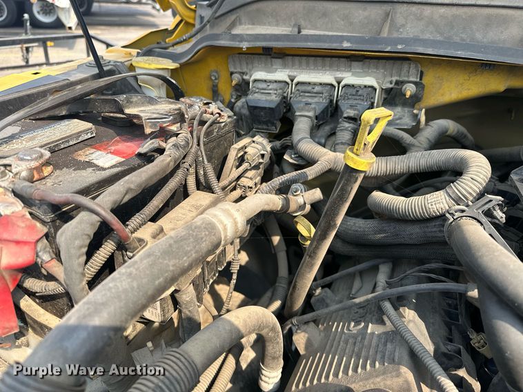 image for item EJ8979 2013 Ford F250 Super Duty utility bed pickup truck