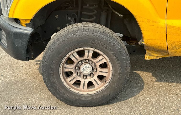 image for item EJ8979 2013 Ford F250 Super Duty utility bed pickup truck