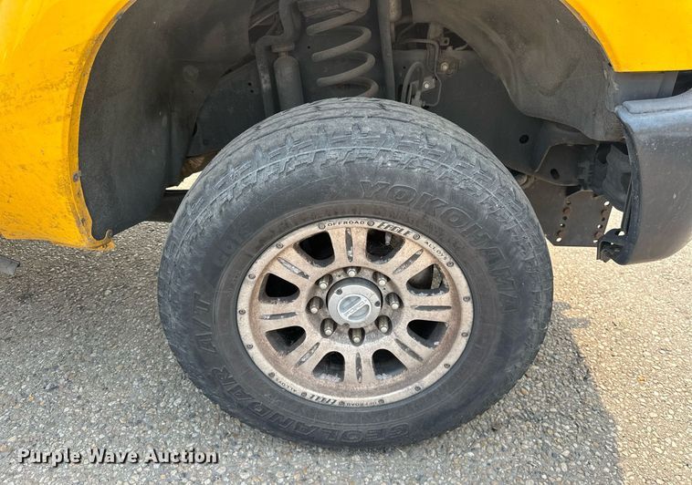 image for item EJ8979 2013 Ford F250 Super Duty utility bed pickup truck