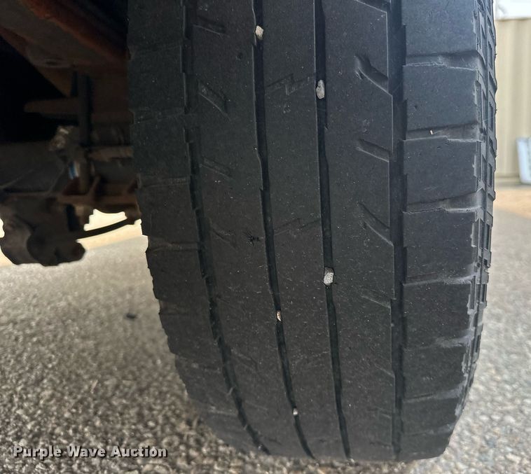 image for item EJ8979 2013 Ford F250 Super Duty utility bed pickup truck