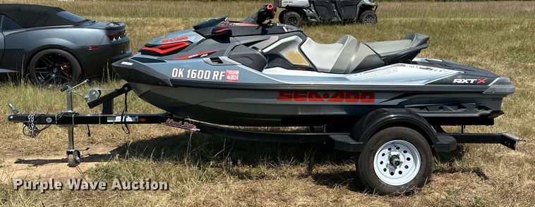 image for item EJ8985 2018 Sea Doo RXTX 300 personal watercraft