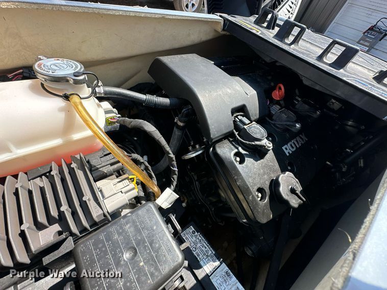 image for item EJ8985 2018 Sea Doo RXTX 300 personal watercraft