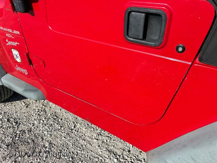 image for item EK3235 1999 Jeep Wrangler Sport SUV