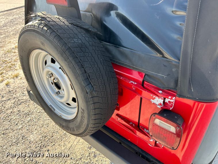 image for item EK3235 1999 Jeep Wrangler Sport SUV