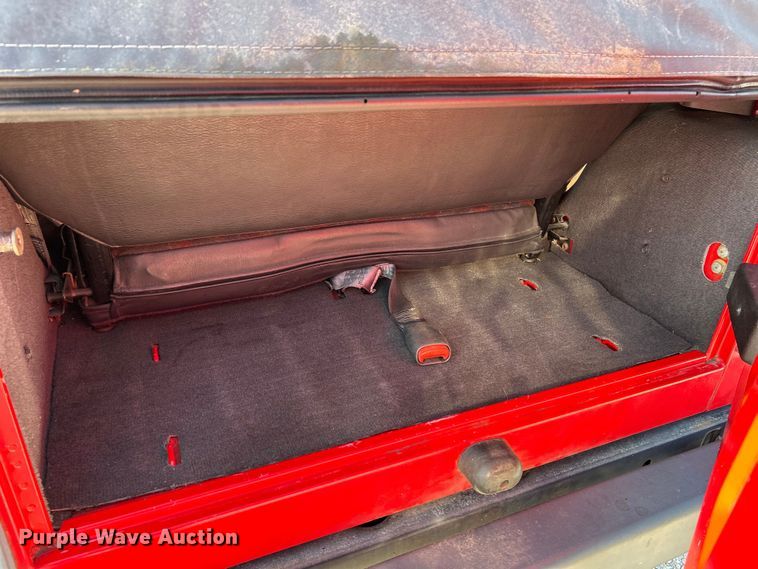 image for item EK3235 1999 Jeep Wrangler Sport SUV