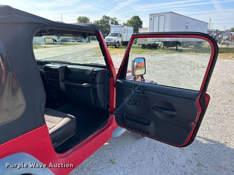 image for item EK3235 1999 Jeep Wrangler Sport SUV