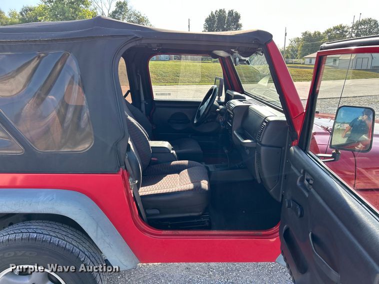 image for item EK3235 1999 Jeep Wrangler Sport SUV