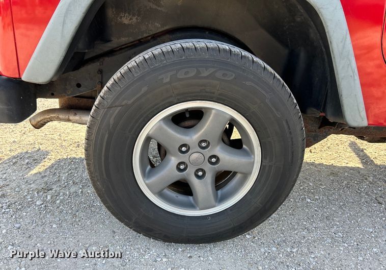 image for item EK3235 1999 Jeep Wrangler Sport SUV