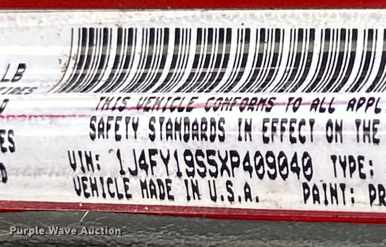 image for item EK3235 1999 Jeep Wrangler Sport SUV