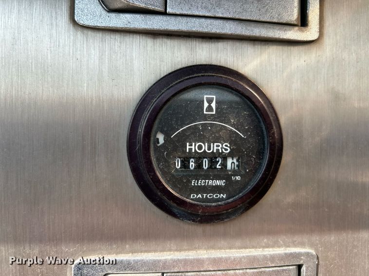 image for item EK3263 1998 KME ladder fire truck