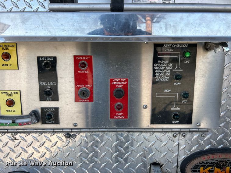 image for item EK3263 1998 KME ladder fire truck