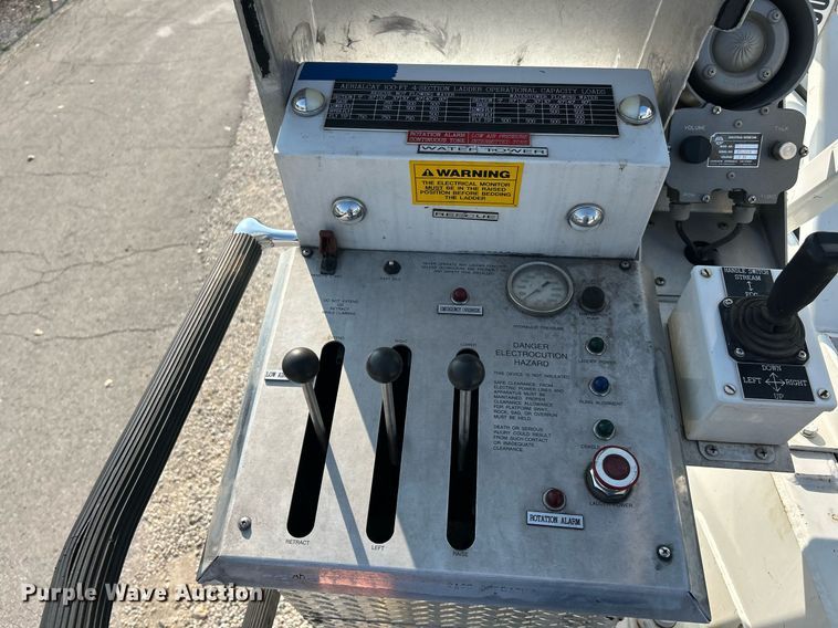 image for item EK3263 1998 KME ladder fire truck