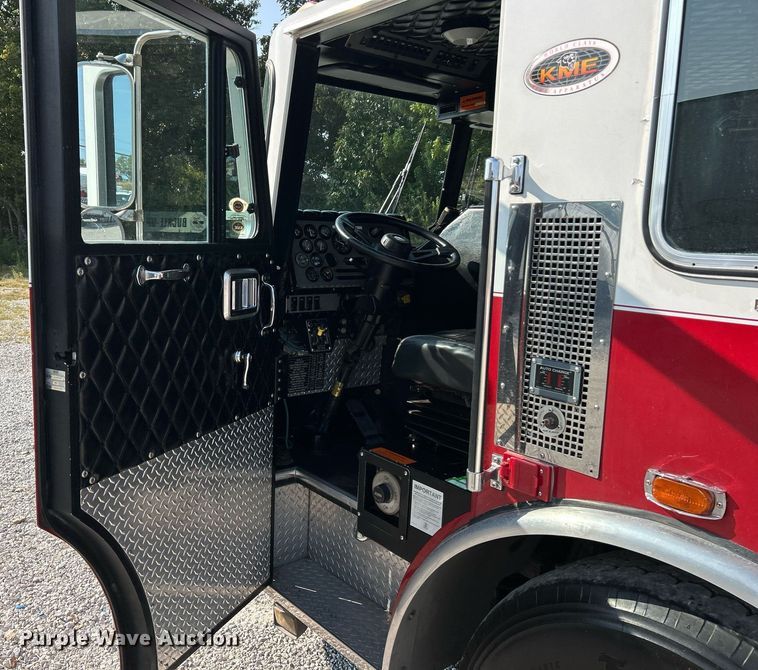 image for item EK3263 1998 KME ladder fire truck