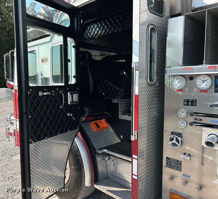 image for item EK3263 1998 KME ladder fire truck