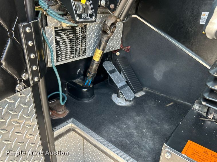 image for item EK3263 1998 KME ladder fire truck