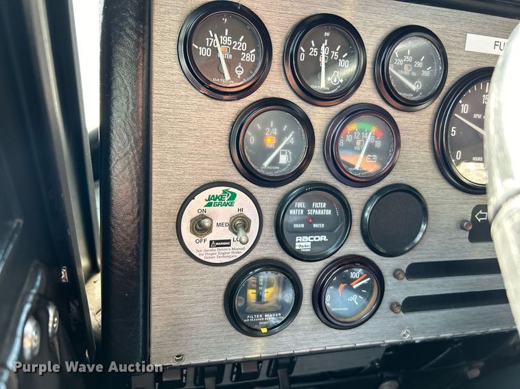 image for item EK3263 1998 KME ladder fire truck