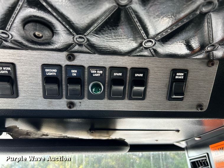 image for item EK3263 1998 KME ladder fire truck