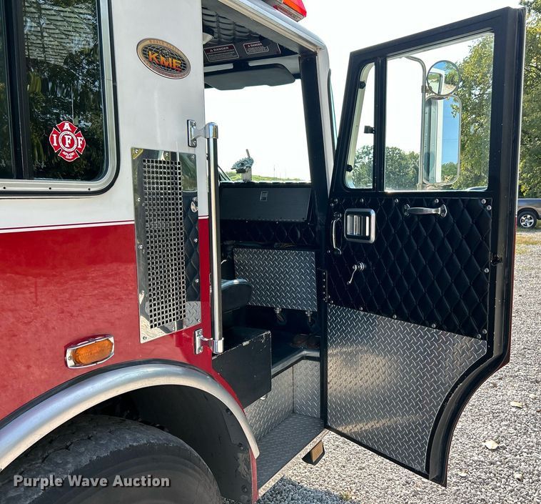 image for item EK3263 1998 KME ladder fire truck