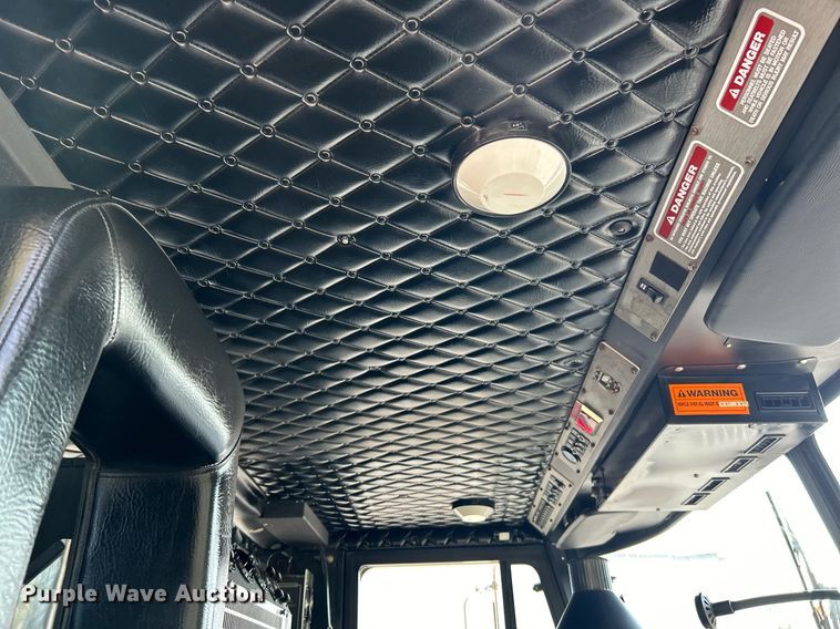 image for item EK3263 1998 KME ladder fire truck