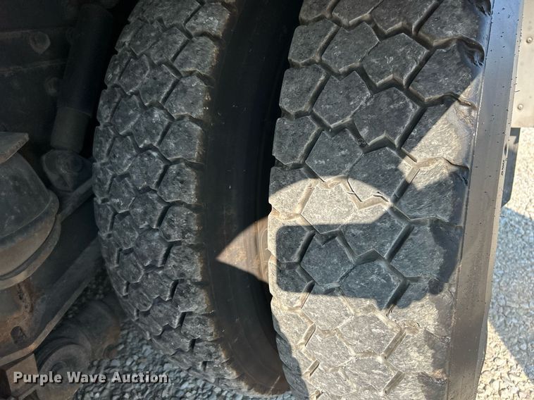 image for item EK3263 1998 KME ladder fire truck