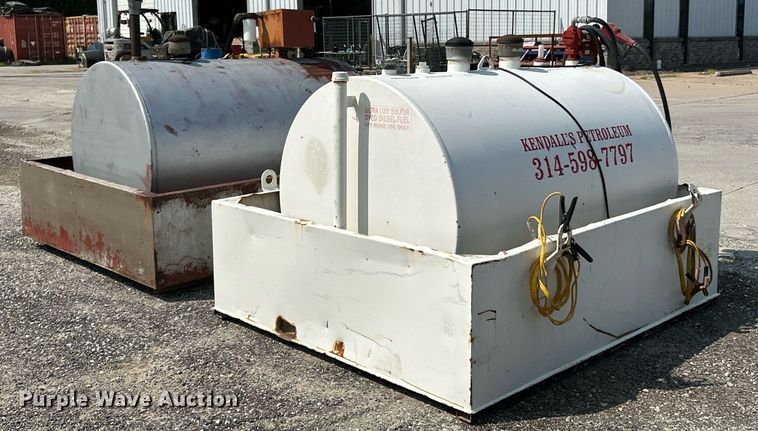 image for item EK3299 (2) fuel tanks
