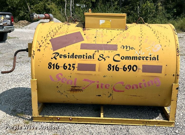 image for item EK3302 Seal coat tank