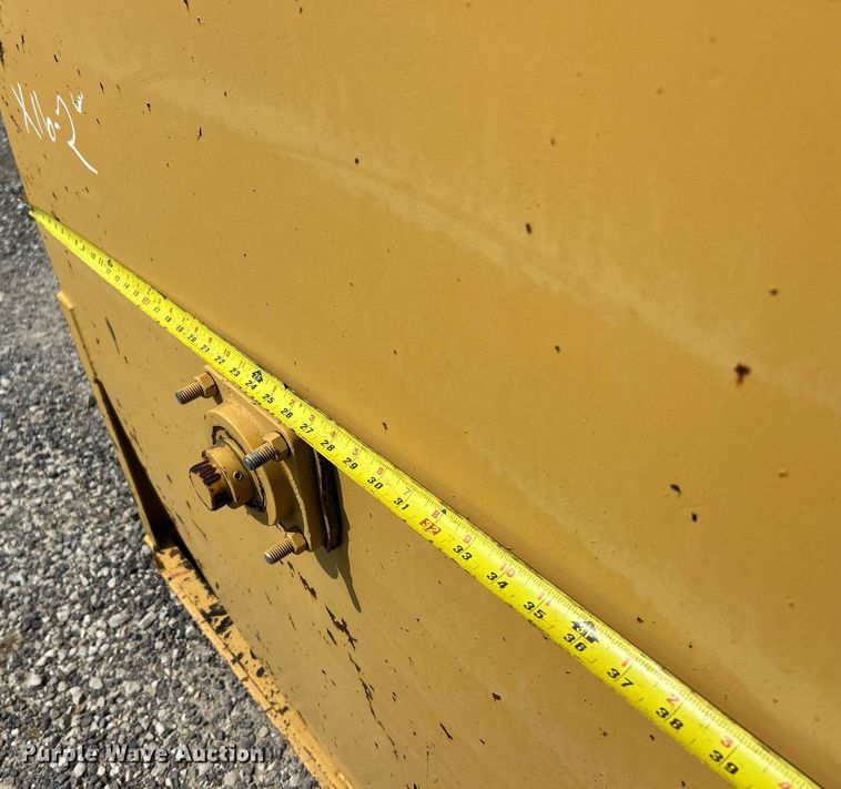 image for item EK3302 Seal coat tank