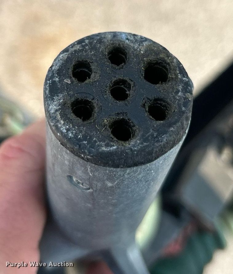 image for item EK3315 2011 Trotters 50014 utility trailer