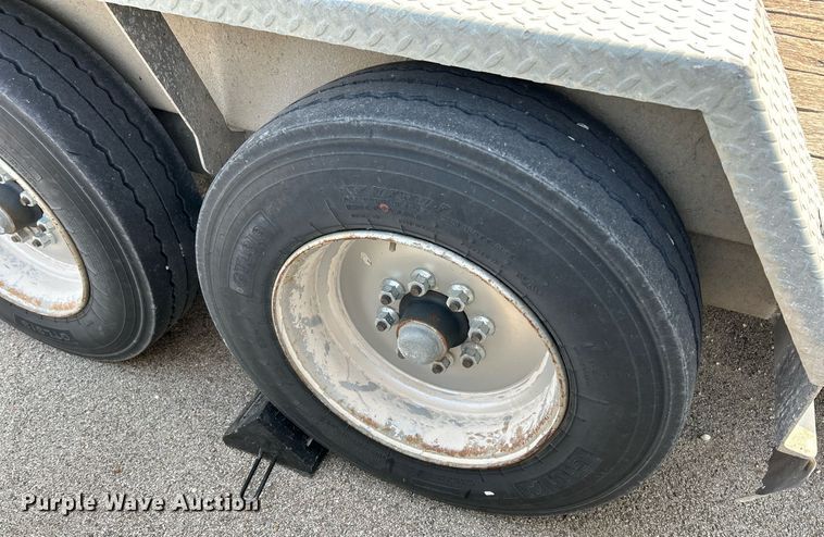 image for item EK3318 2015 Brooks Brothers  CSL 162-8KE equipment trailer