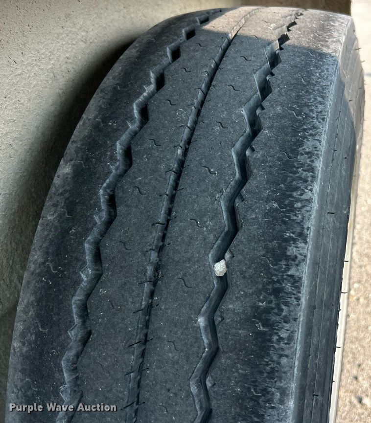 image for item EK3318 2015 Brooks Brothers  CSL 162-8KE equipment trailer