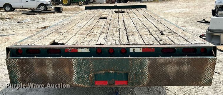 image for item EK3327 2010 Towmaster T-20 Deck Over Tilt tilt deck equipment trailer