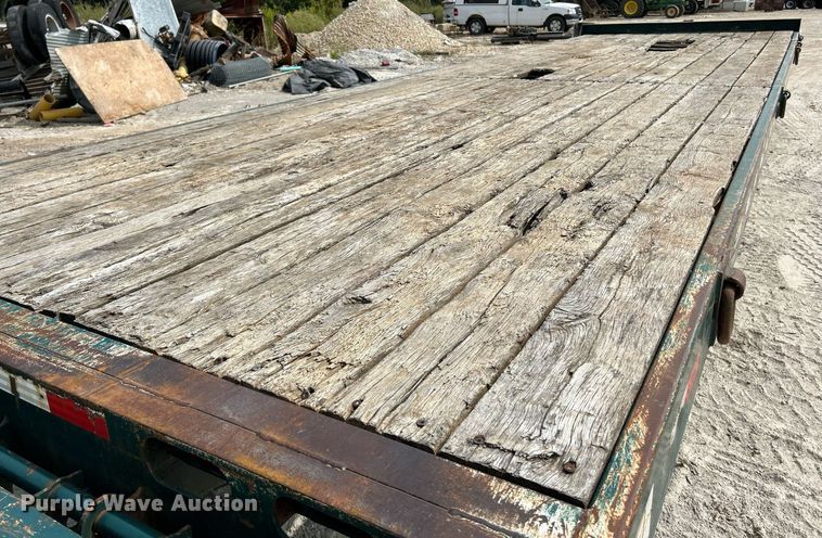 image for item EK3327 2010 Towmaster T-20 Deck Over Tilt tilt deck equipment trailer