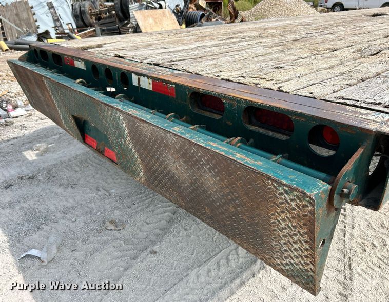 image for item EK3327 2010 Towmaster T-20 Deck Over Tilt tilt deck equipment trailer