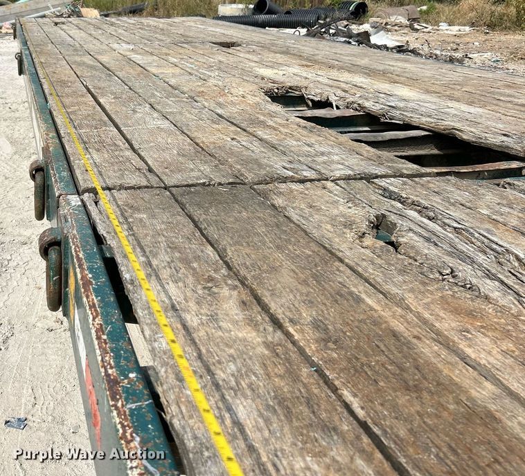 image for item EK3327 2010 Towmaster T-20 Deck Over Tilt tilt deck equipment trailer