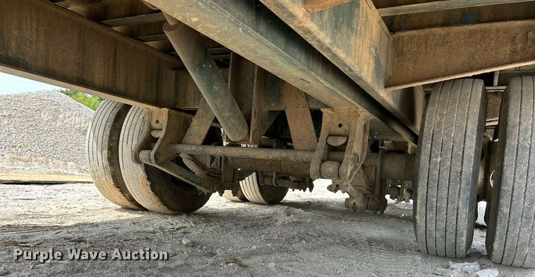 image for item EK3327 2010 Towmaster T-20 Deck Over Tilt tilt deck equipment trailer