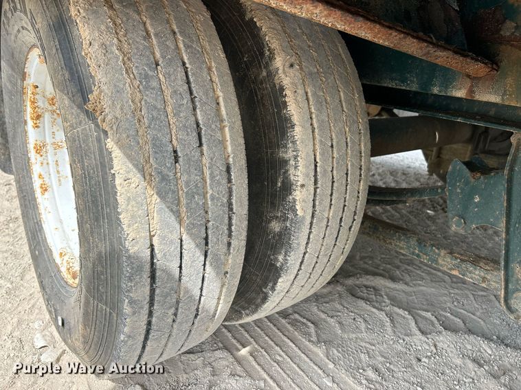 image for item EK3327 2010 Towmaster T-20 Deck Over Tilt tilt deck equipment trailer