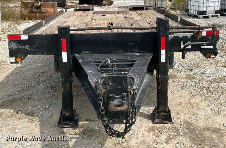 image for item EK3328 2005 Towmaster T-30 equipment trailer