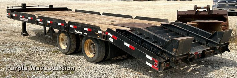image for item EK3328 2005 Towmaster T-30 equipment trailer