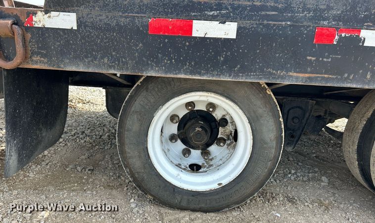 image for item EK3328 2005 Towmaster T-30 equipment trailer