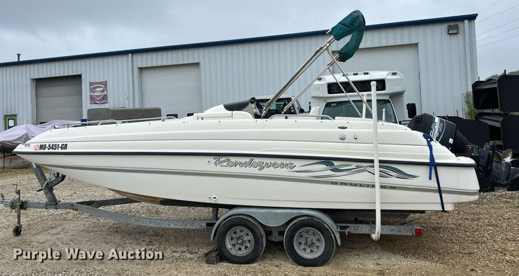 image for item EK3343 1999 Bayliner  Rendezvous boat