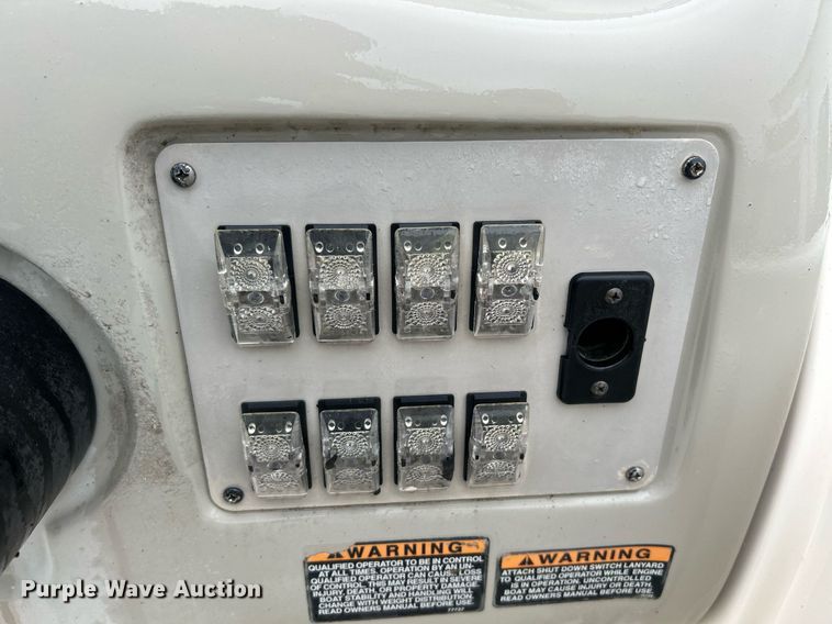 image for item EK3343 1999 Bayliner  Rendezvous boat