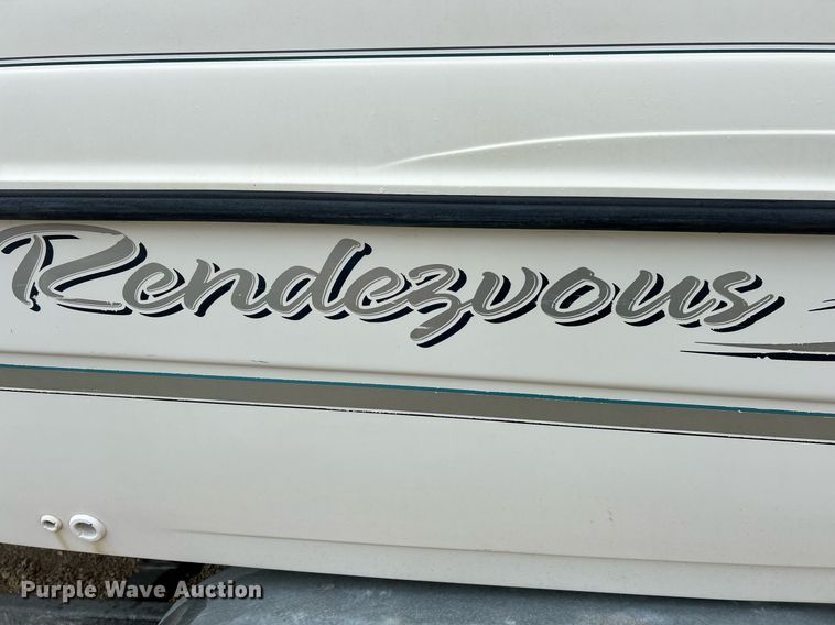 image for item EK3343 1999 Bayliner  Rendezvous boat