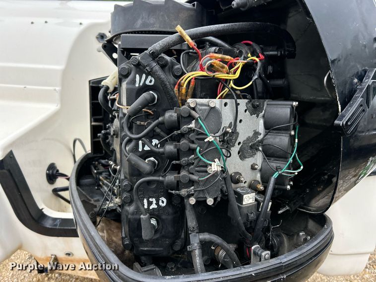 image for item EK3343 1999 Bayliner  Rendezvous boat