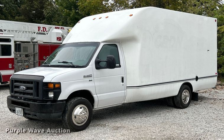 image for item EK3347 2014 Ford E350 Super Duty box van