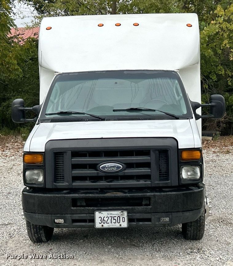 image for item EK3347 2014 Ford E350 Super Duty box van