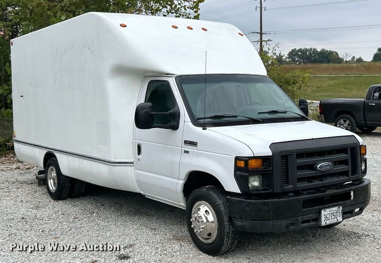 image for item EK3347 2014 Ford E350 Super Duty box van