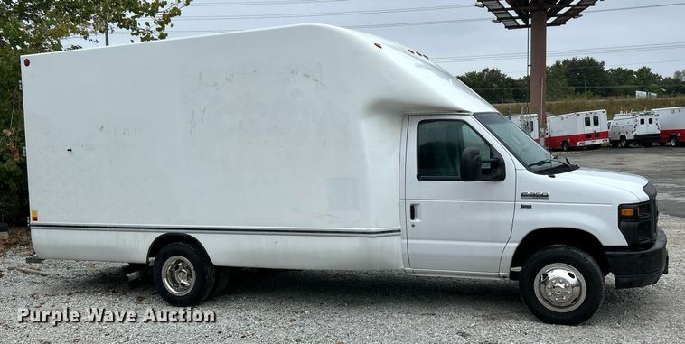 image for item EK3347 2014 Ford E350 Super Duty box van